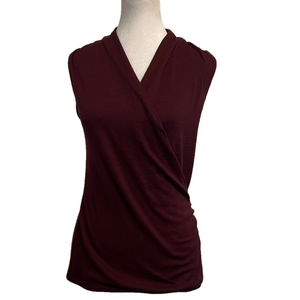 41 HAWTHORN NWT Women’s SP Benni  Wrap Front Ruched Knit Sleeveless Burgundy Top